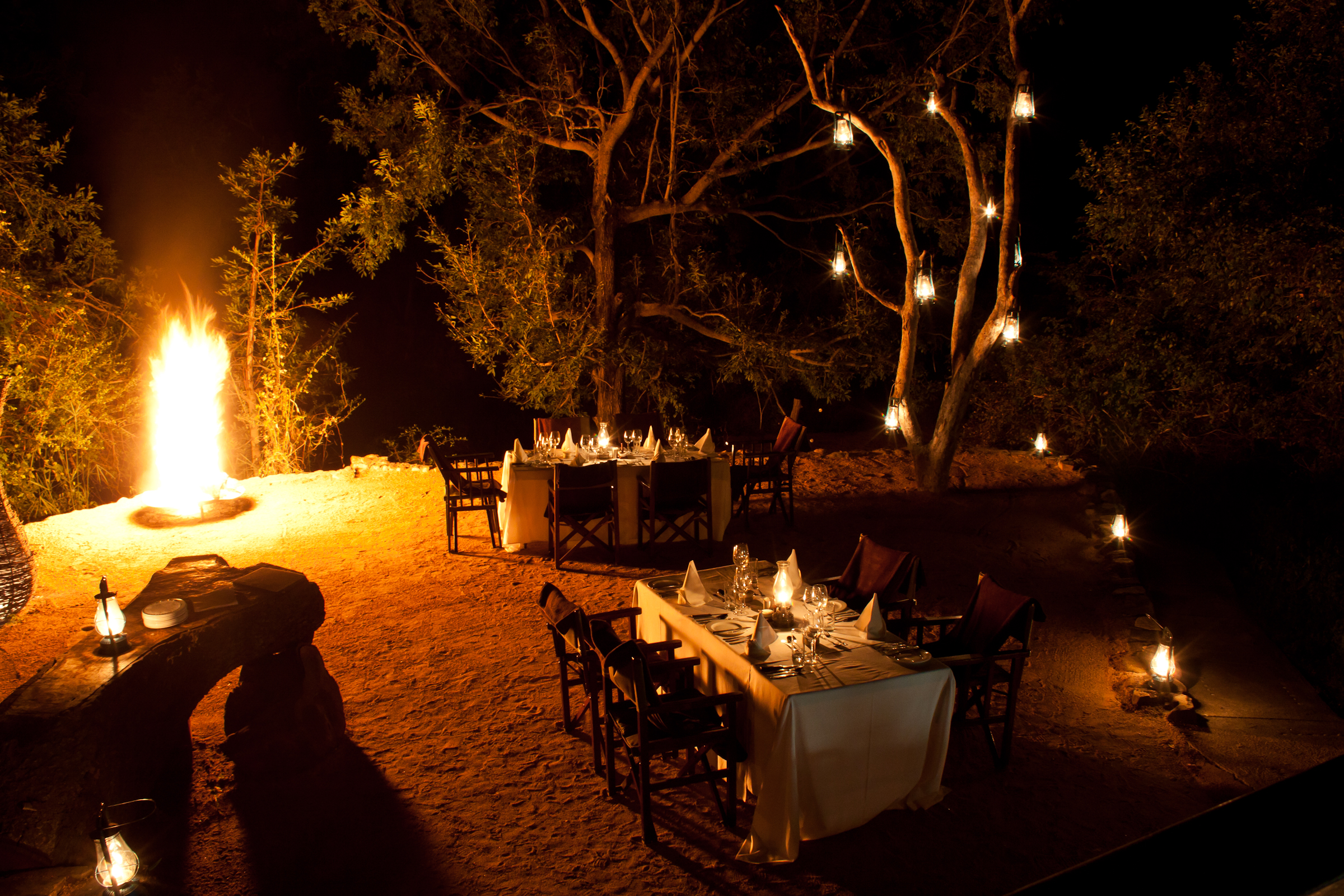 <p>At Little Bush Camp at Sabi Sabi, guests can enjoy the unforgettable experience of dining under the stars.</p>